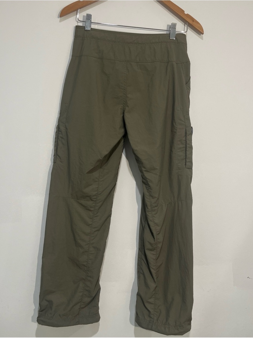 Women  Olive Cargo Pants with Integrated Belt - Picture 3 of 7